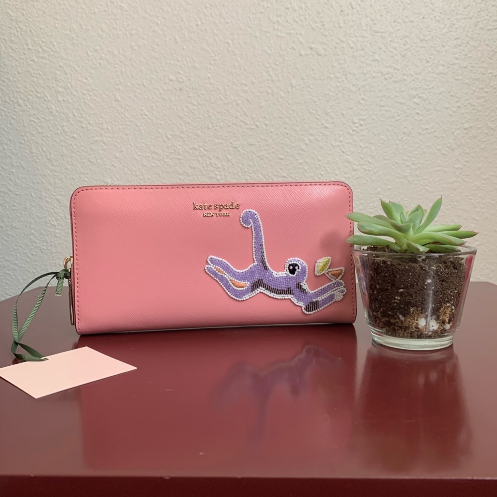 SOLD 🐵 auth kate spade zip-around monkey wallet